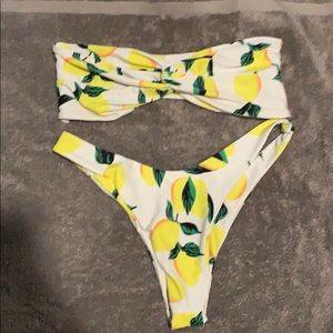 Lemon Bikini